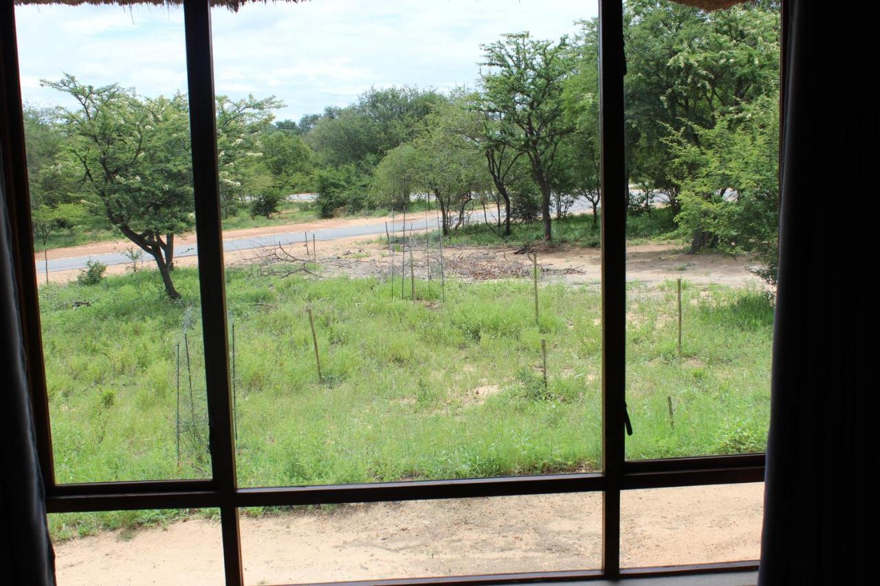 Woodpecker Lodge B&B Hoedspruit Bagian luar foto