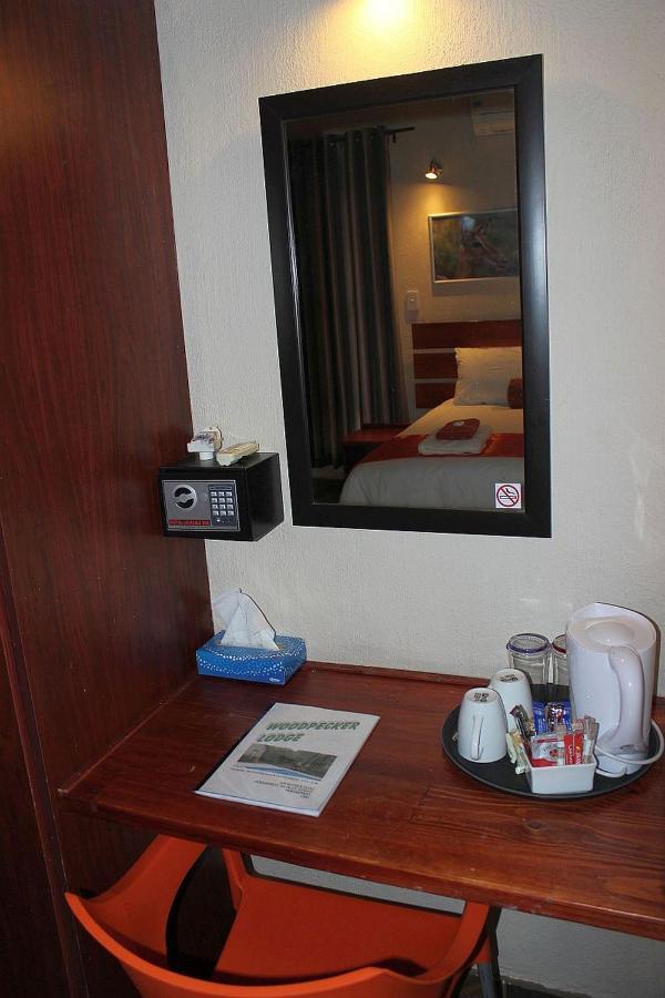 Woodpecker Lodge B&B Hoedspruit Bagian luar foto