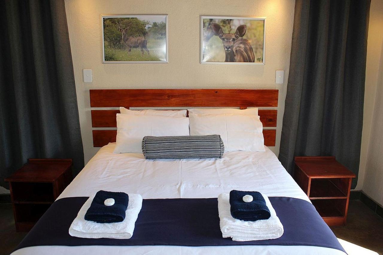 Woodpecker Lodge B&B Hoedspruit Bagian luar foto