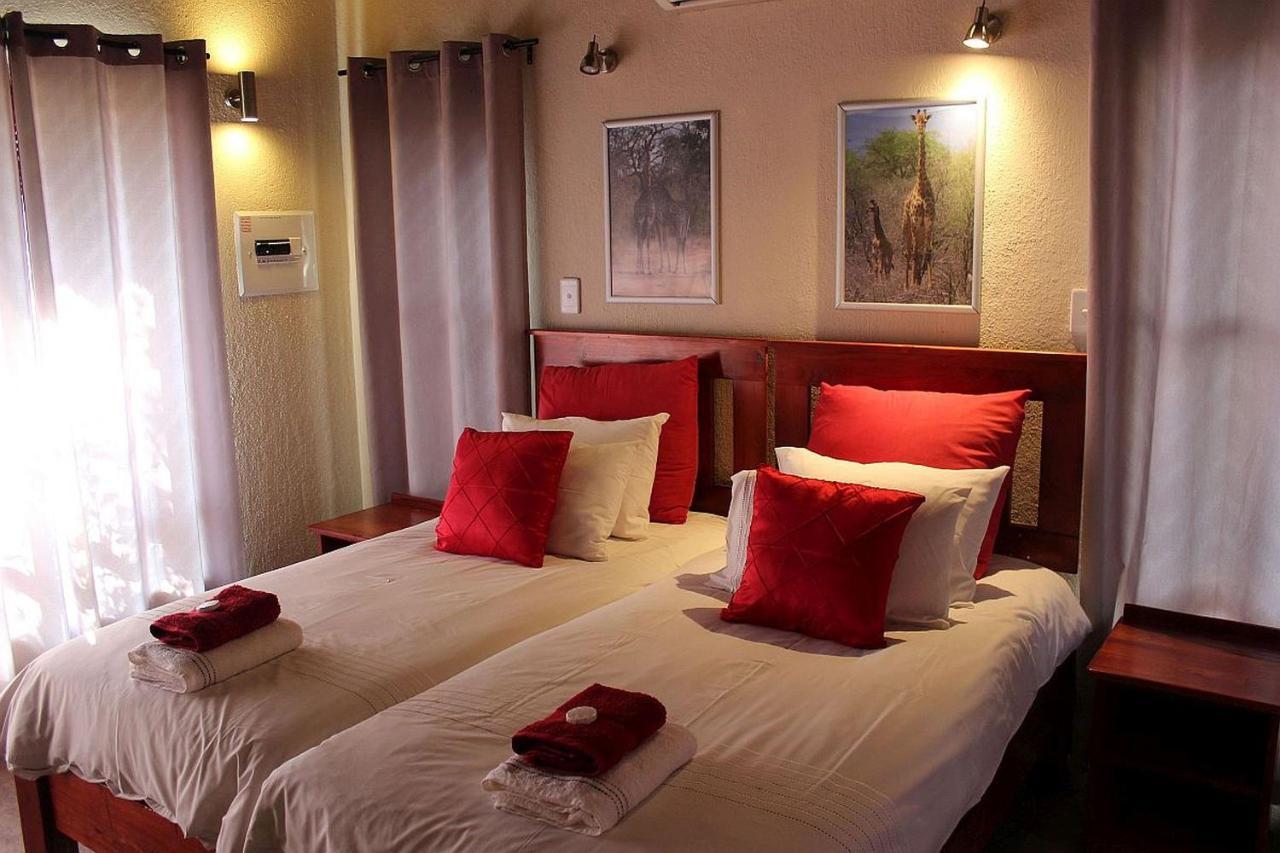 Woodpecker Lodge B&B Hoedspruit Bagian luar foto