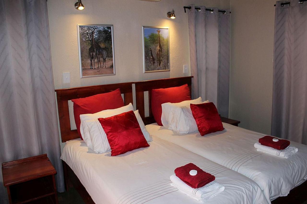 Woodpecker Lodge B&B Hoedspruit Bagian luar foto